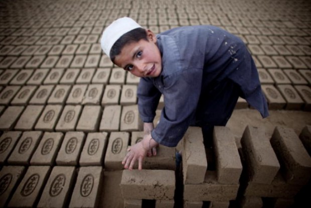 sfruttamento lavoro bambini